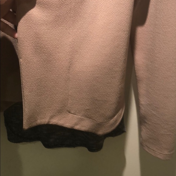 Beige crop blazer - Picture 2 of 5